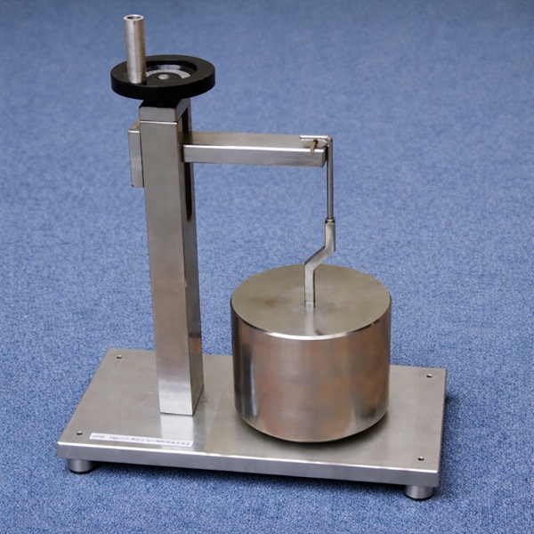 非实心插销的试验装置